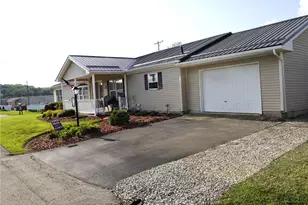 512 Chicory Ln, East Huntington, PA 15666 - Photo 2