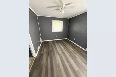 912 Negley Street, Farrell, PA 16121 - Photo 6