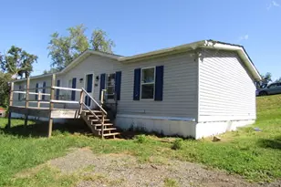 56 Wheatley Rd, Fallowfield, PA 15022 - Photo 2