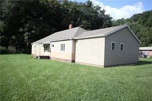 521 Pike Run Dr, W Pike Run Twp, PA 15427 - Photo 6