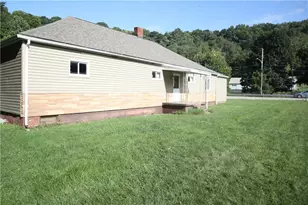 521 Pike Run Dr, W Pike Run Twp, PA 15427 - Photo 4