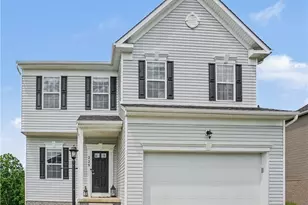 225 Creekside Dr, Chartiers City, PA 15071 - Photo 2