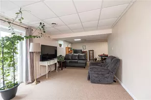 740 Muirfield Dr, Hempfield Township, PA 15601 - Photo 30