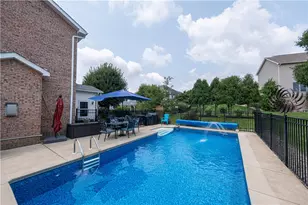 740 Muirfield Dr, Hempfield Township, PA 15601 - Photo 34