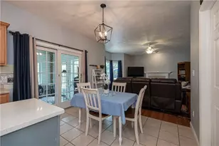 740 Muirfield Dr, Hempfield Township, PA 15601 - Photo 12