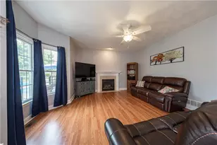 740 Muirfield Dr, Hempfield Township, PA 15601 - Photo 14