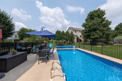 740 Muirfield Dr, Hempfield Township, PA 15601 - Photo 36