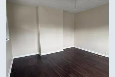 1700 5th Ave, Beaver Falls, PA 15010 - Photo 2