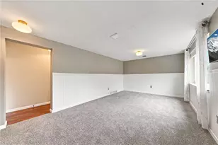 13610 St Clair Dr, North Huntingdon, PA 15642 - Photo 4