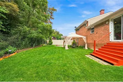 13610 Saint Clair Drive, North Huntingdon, PA 15642 - Photo 28