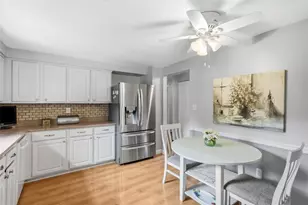 4996 Graphic Dr, Hampton, PA 15044 - Photo 6