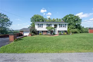 1206 Waverly Dr, Unity Township, PA 15650 - Photo 2