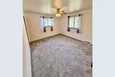 945 Stanton Ave, Pittsburgh, PA 15209 - Photo 10