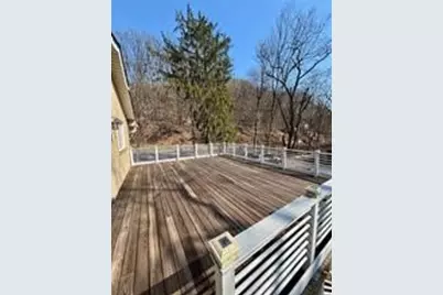 945 Stanton Ave, Pittsburgh, PA 15209 - Photo 16
