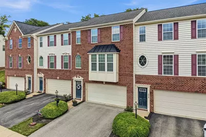 1014 Grey Fox Circle, Collier Township, PA 15017 - Photo 2