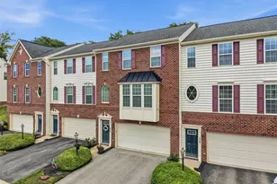 1014 Grey Fox Cir, Collier Township, PA 15017 - Photo 2