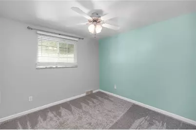 561 Anderson Ave, Pittsburgh, PA 15239 - Photo 16