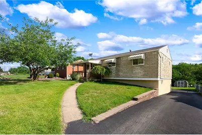 561 Anderson Ave, Pittsburgh, PA 15239 - Photo 2