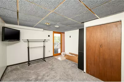 561 Anderson Ave, Pittsburgh, PA 15239 - Photo 26