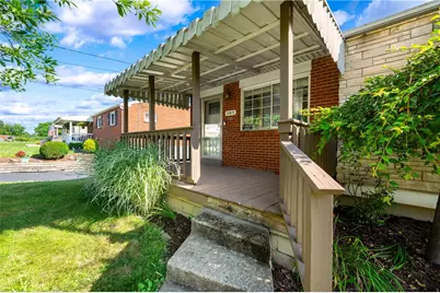 561 Anderson Ave, Pittsburgh, PA 15239 - Photo 4