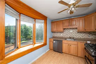 561 Anderson Ave, Pittsburgh, PA 15239 - Photo 10