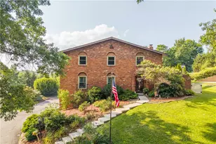 190 Delaware Trail, Peters Township, PA 15367 - Photo 1