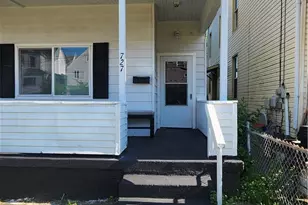 727 Mary St, McKees Rocks, PA 15136 - Photo 2