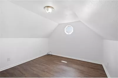 385 2nd St, Pitcairn, PA 15140 - Photo 26