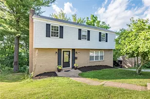 1361 Pesavento Dr, Bridgeville, PA 15017 - Photo 2