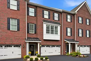 106 Chapel Harbor Dr, Pittsburgh, PA 15238 - Photo 2