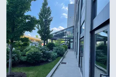 320 Fort Duquesne Blvd #5M, Pittsburgh, PA 15222 - Photo 2