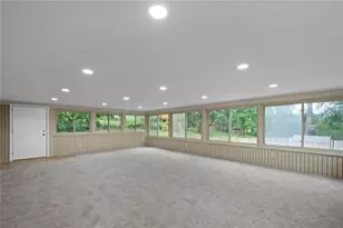 5385 California Ave, Bethel Park, PA 15102 - Photo 8