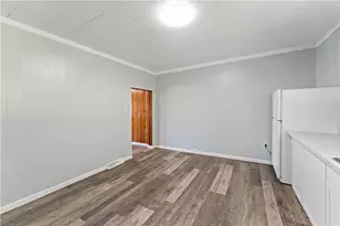 11 Elizabeth St, Canton Township, PA 15301 - Photo 8