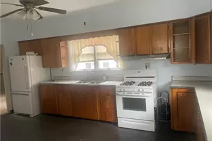 536 Adams St, Rochester, PA 15074 - Photo 8