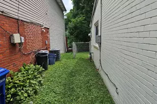 1374 Terrace St, Bridgeville, PA 15017 - Photo 4