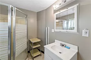 100 Wynoka St, Pittsburgh, PA 15210 - Photo 4