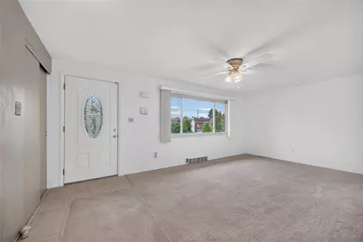 317 Laurel Dr, Pittsburgh, PA 15236 - Photo 8