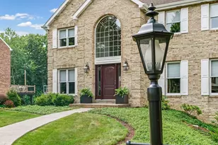 622 Golden Ridge Ct, Cranberry Township, PA 16066 - Photo 4