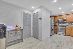606 Wilson Ave, Baden, PA 15005 - Photo 14