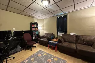 404 Franklin St, Marion Township, PA 16214 - Photo 8