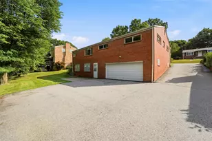 4774 Beall Dr, Pittsburgh, PA 15236 - Photo 32