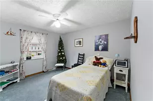 86 Fawnvue Dr, Robinson Twp, PA 15136 - Photo 14