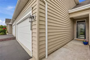 618 Old Glory Ln, Economy, PA 15042 - Photo 2