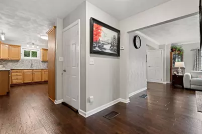 3766 Bakerstown Rd, Richland, PA 15044 - Photo 10