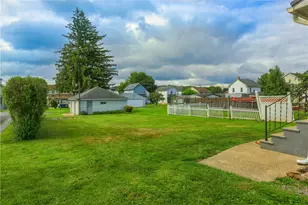 321 Hazel Ave, Ellwood City, PA 16117 - Photo 40