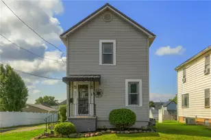321 Hazel Ave, Ellwood City, PA 16117 - Photo 2