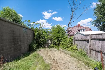 1126 Karl Ave, Duquesne, PA 15110 - Photo 6