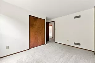 126 Pinewood Dr, South Fayette, PA 15017 - Photo 16