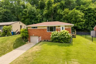 3190 Mayflower Dr, Pittsburgh, PA 15227 - Photo 1