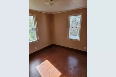 360 Edna St, East McKeesport, PA 15035 - Photo 14